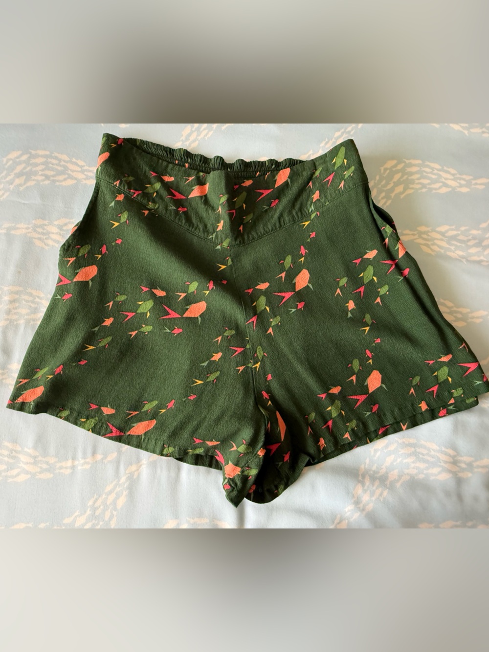 Fighting Eel woven fish print shorts